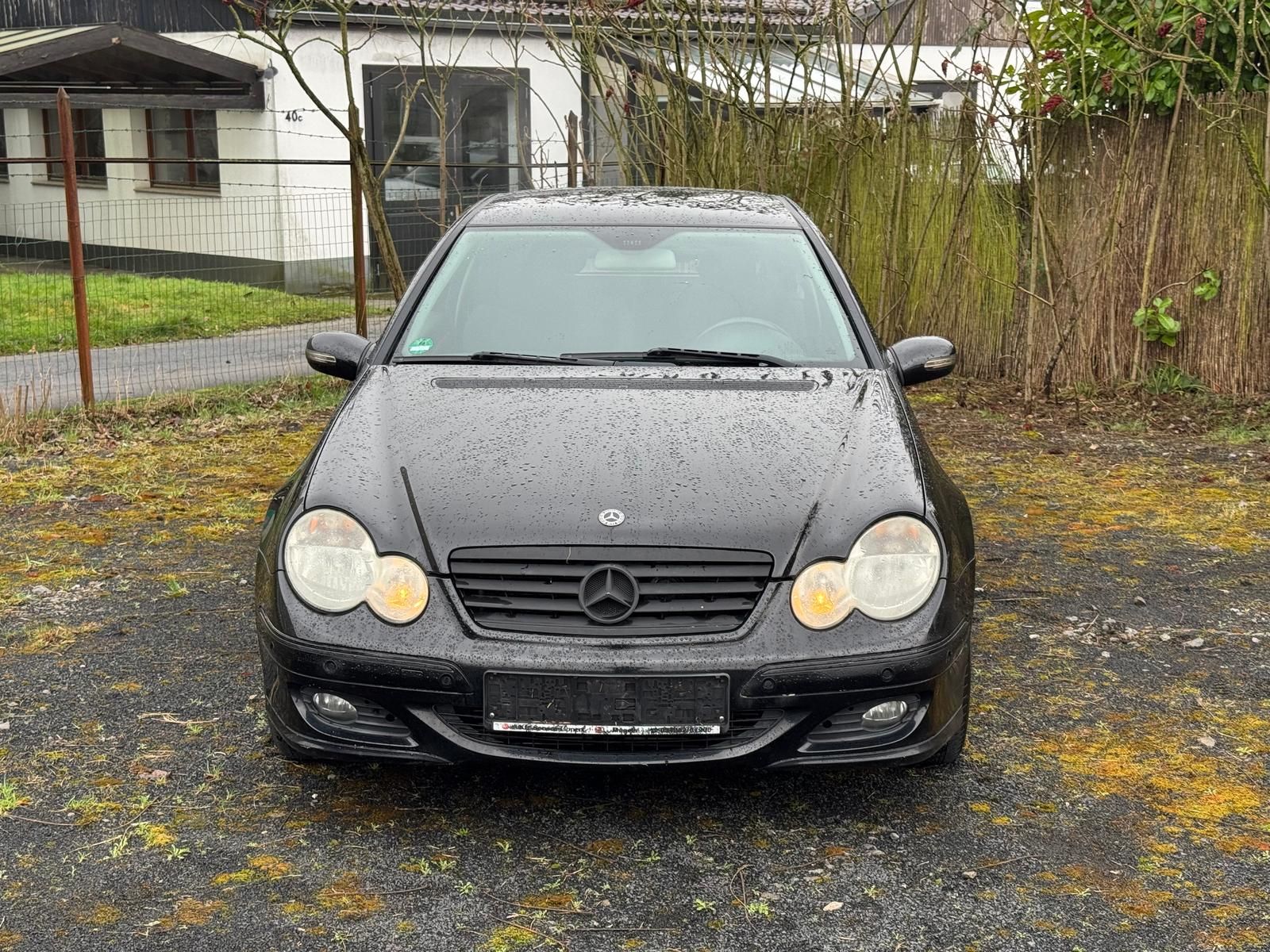 Fahrzeugabbildung Mercedes-Benz C 160 1.8 AUTOMATIK/SITZHZG/PDC/SCHECKHEFT/KLIMA