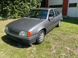 Opel Youngtimer Opel Kadett E Limousine 1.6i Be... - gebrauchte Opel Kadett aus dem Jahr 1991
