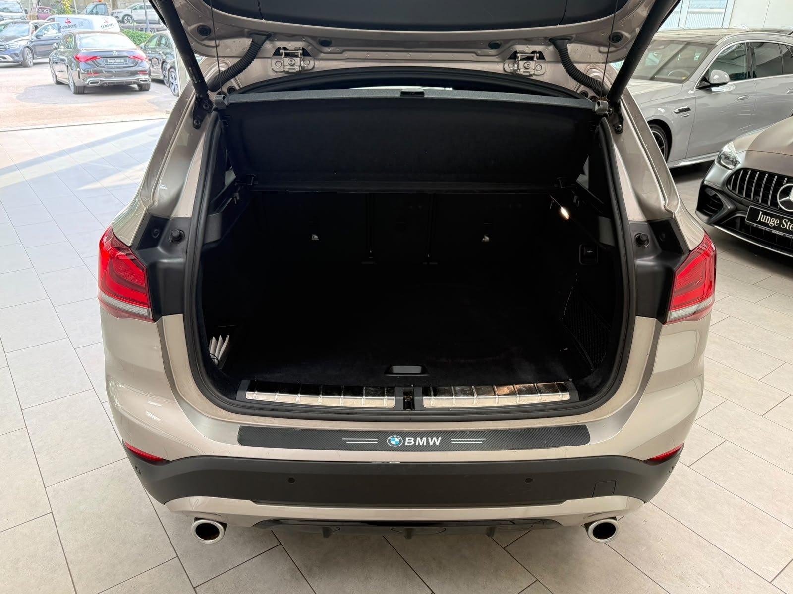 BMW X1 sDrive20i Sport Line AHK+KAMERA+ACC+PDC+NAVI, миниатюра 6