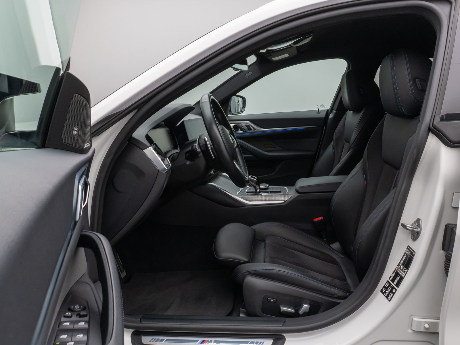 Fahrzeugabbildung BMW M440i xD Gran Coupè Kamera HUD DAB H/K ACC Alarm