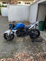 Suzuki GSR 750 - SUZUKI GSR 750