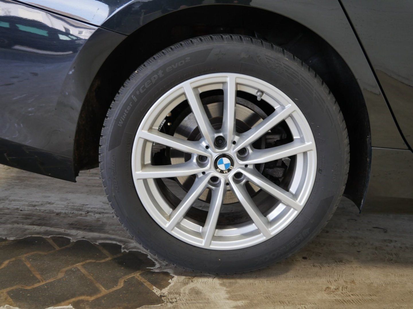BMW 320 - Bild 8