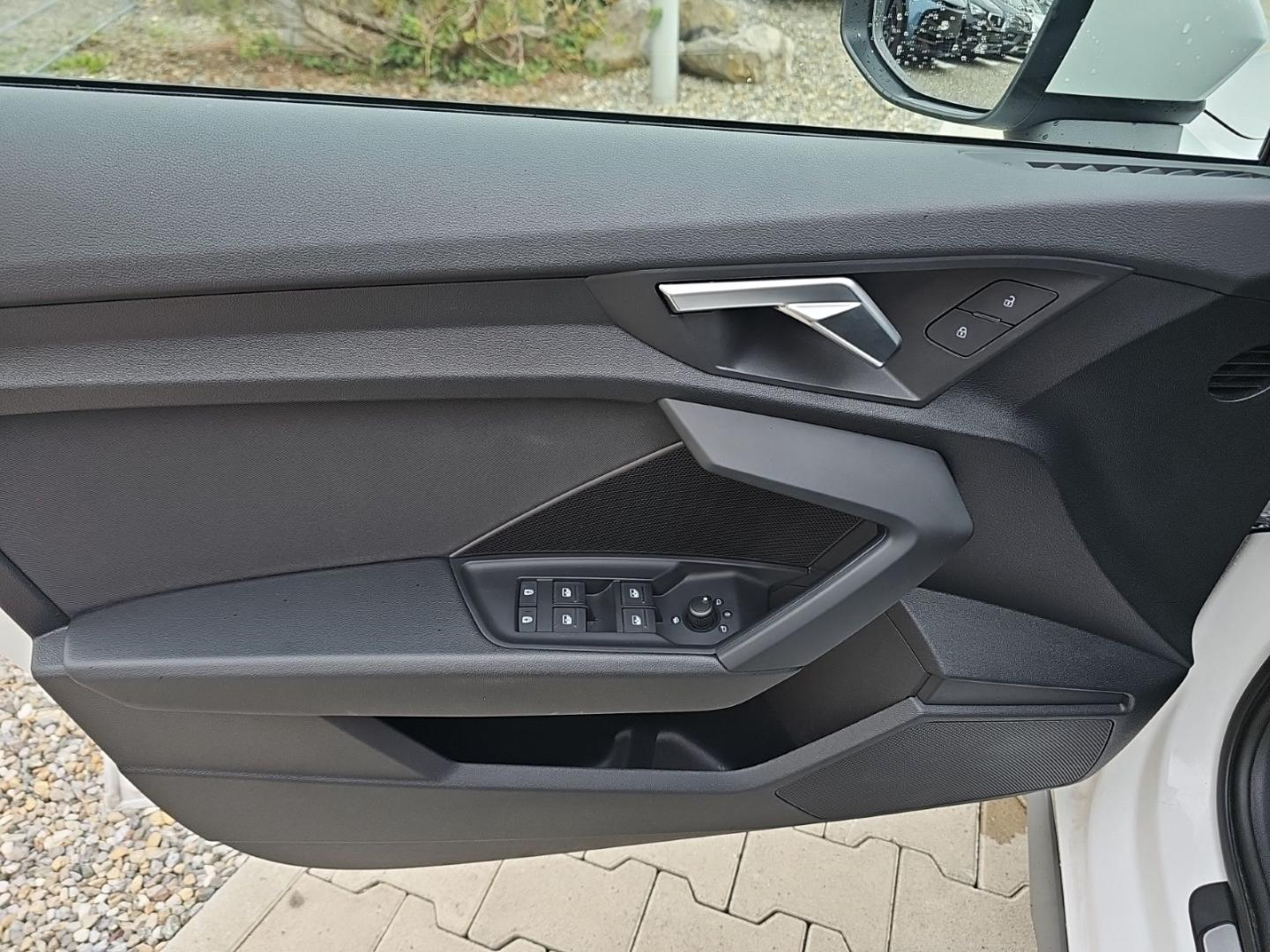 Audi A3 Sportback 30 TFSI S line 1.0 S-tronic SHZ PDC, миниатюра 15