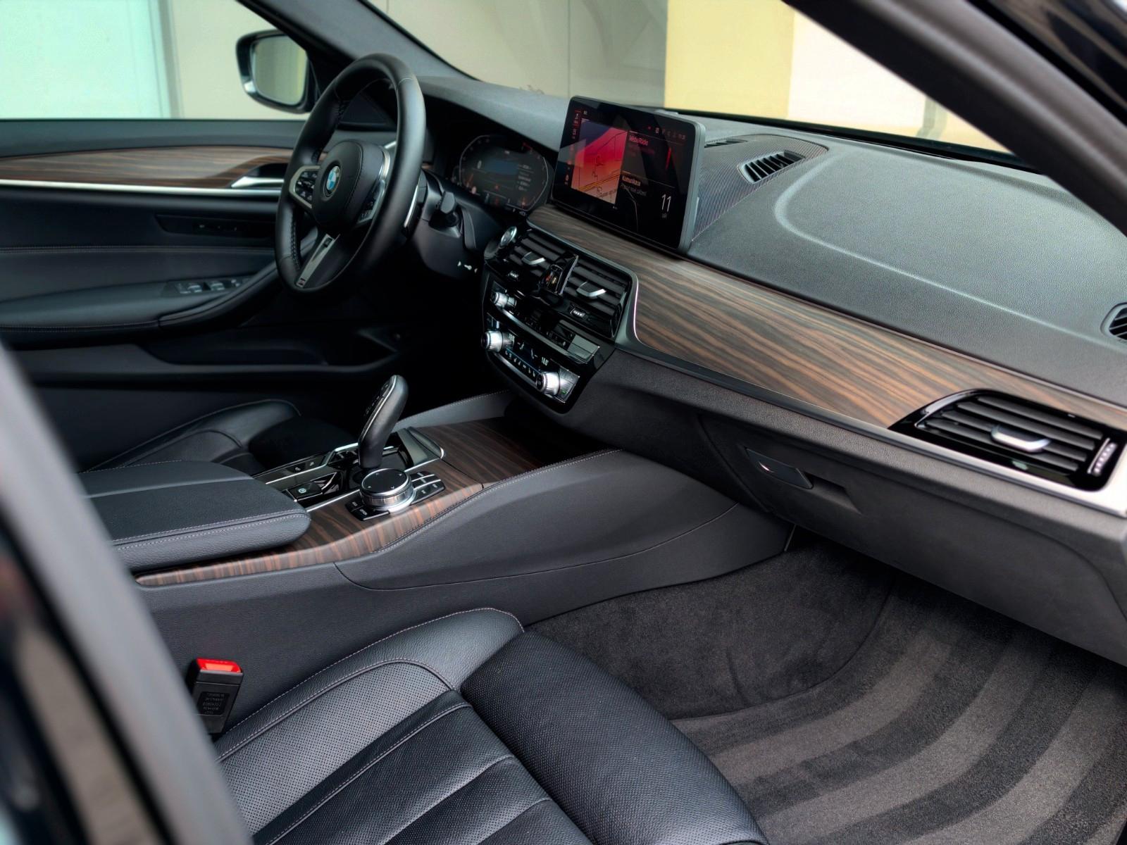 BMW 530 5 Touring 530 d xDrive M Sport