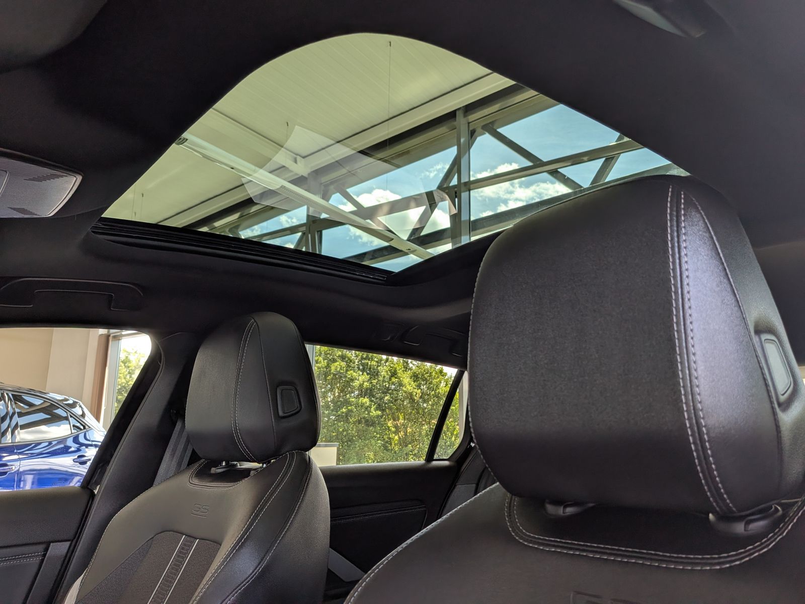 Fahrzeugabbildung Opel Astra ST1.2 GS TECH 360° MATRIX PANO ACC HUD AHK