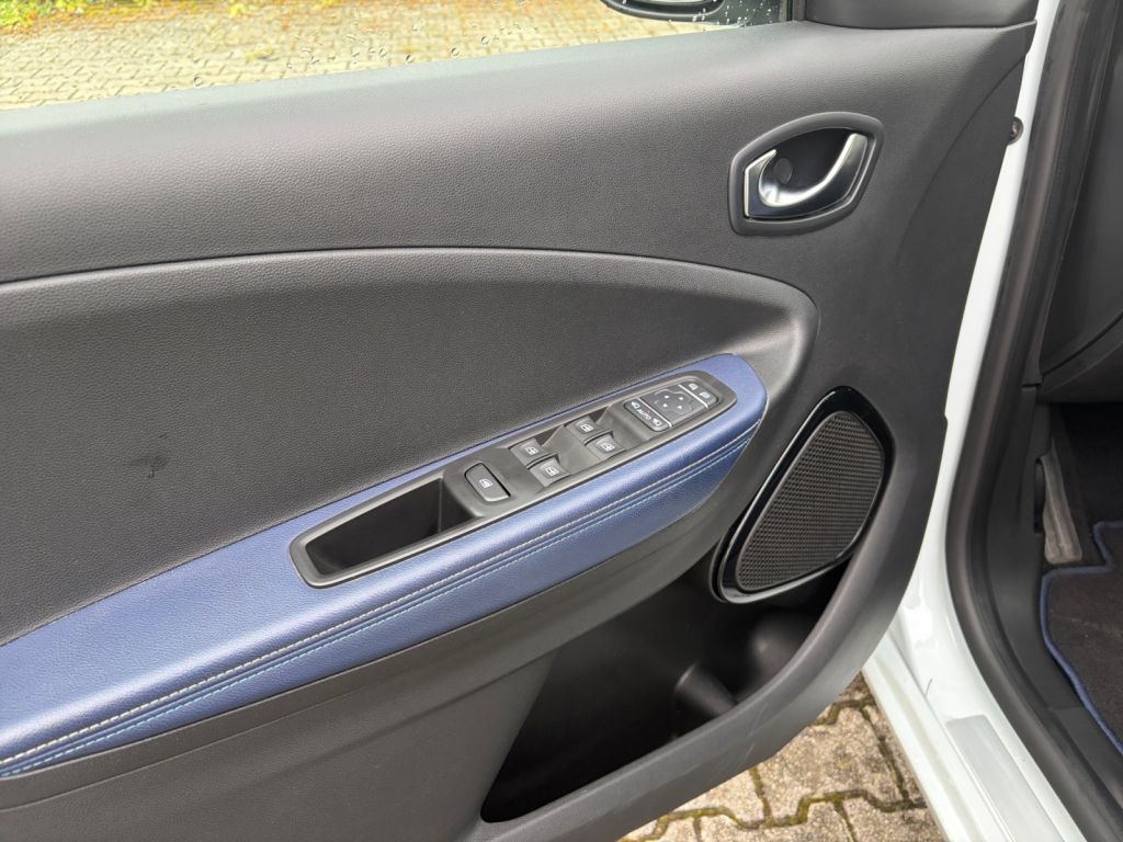 RENAULT ZOE (mit Batterie) Z.E. 50 RIVIERA RENAULT ZOE (mit Batterie) Z.E. 50 RIVIERA