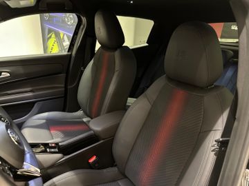 Bild 12 Alfa Romeo Junior Ibrida 1.2 VGT 48V-Hybrid 100 kW Speciale