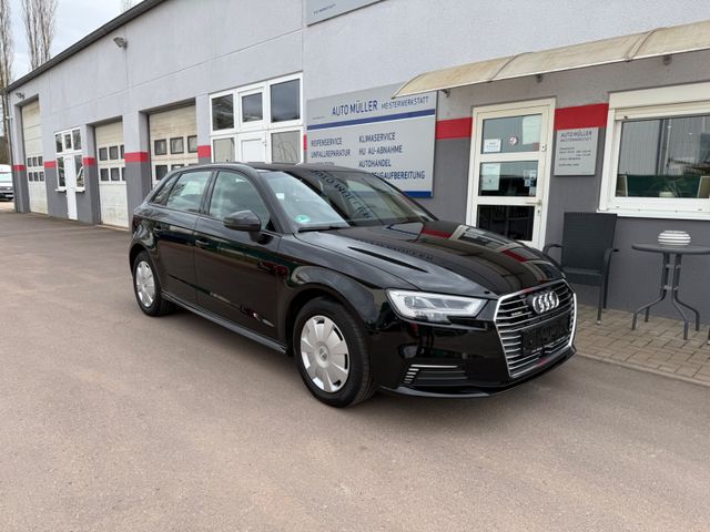 Audi A3 Sportback 40 e-tron S-Tronic, PDC, SHZ