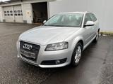 Audi A3 Sportback 1.6 TDI Attraction *SHZ*APS*Tempoma - Audi A3: 1.6