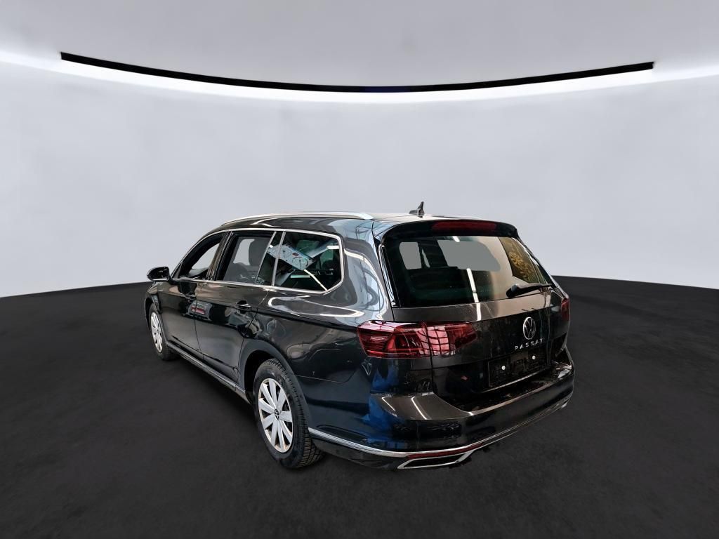 Volkswagen Passat Variant - Bild 3