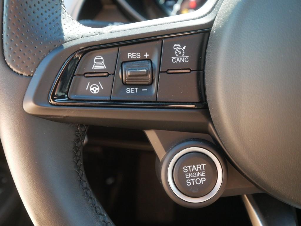 Alfa Romeo Giulia VELOCE 2.0 TURBO 16V 280 PS AT TECHNOLOGI, миниатюра 24