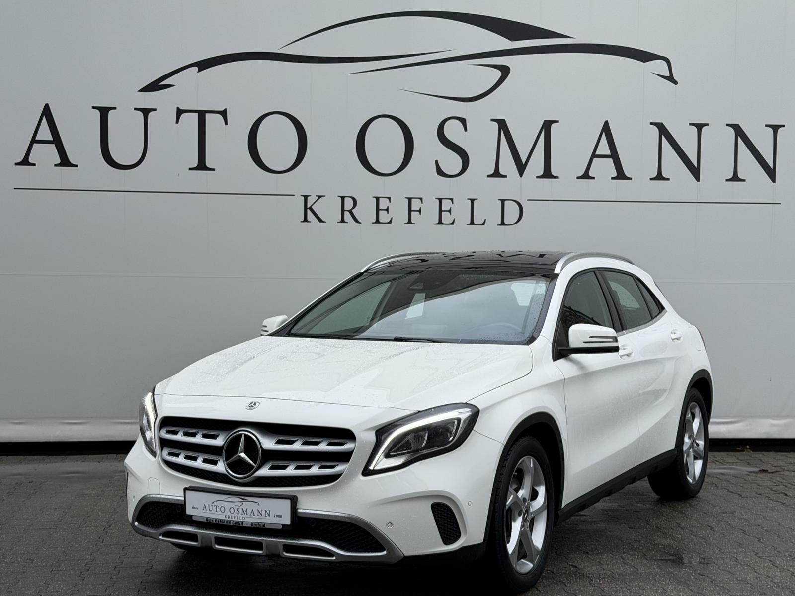 Mercedes-Benz GLA 250 7G-DCT Urban/ LED / Panorama