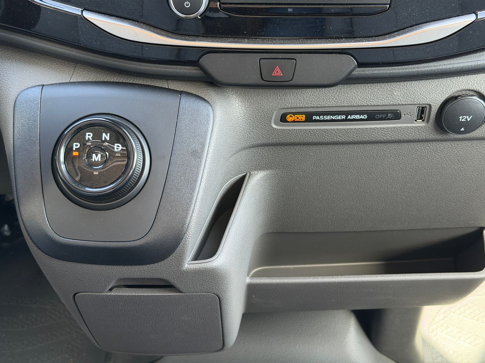 Fahrzeugabbildung Carado T338 Edition 26  - Sie paren über 12.000€