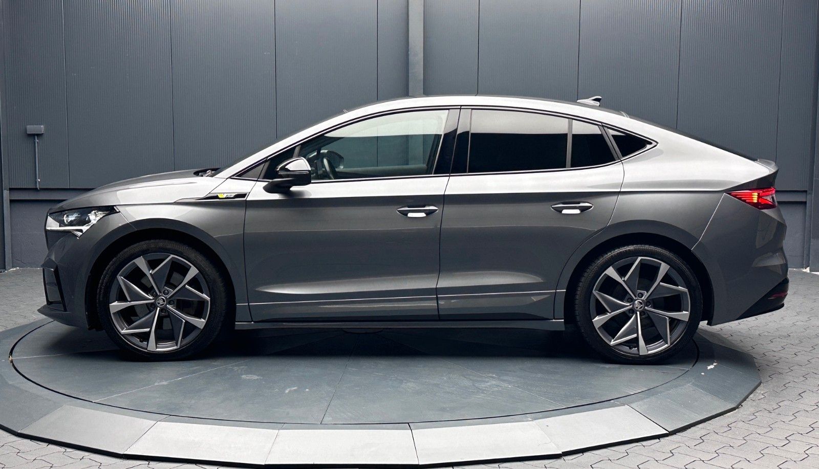 Skoda Enyaq Coupé RS 4x4 Lounge *21Zoll*Wärmepumpe*AHK imagem 2