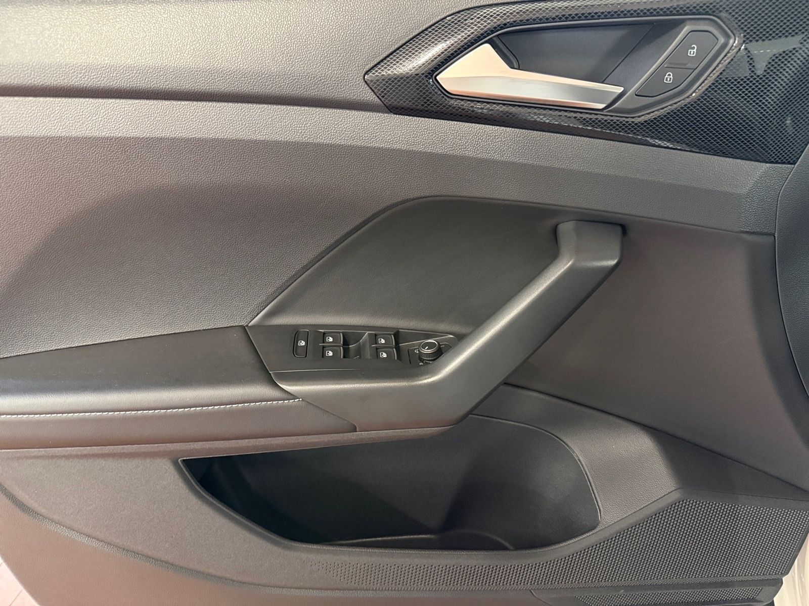 Volkswagen T-Cross - Bild 12