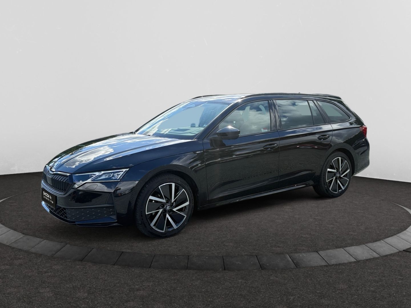 Skoda Octavia Combi 2.0 TDI DSG Sportline Matrix AHK H