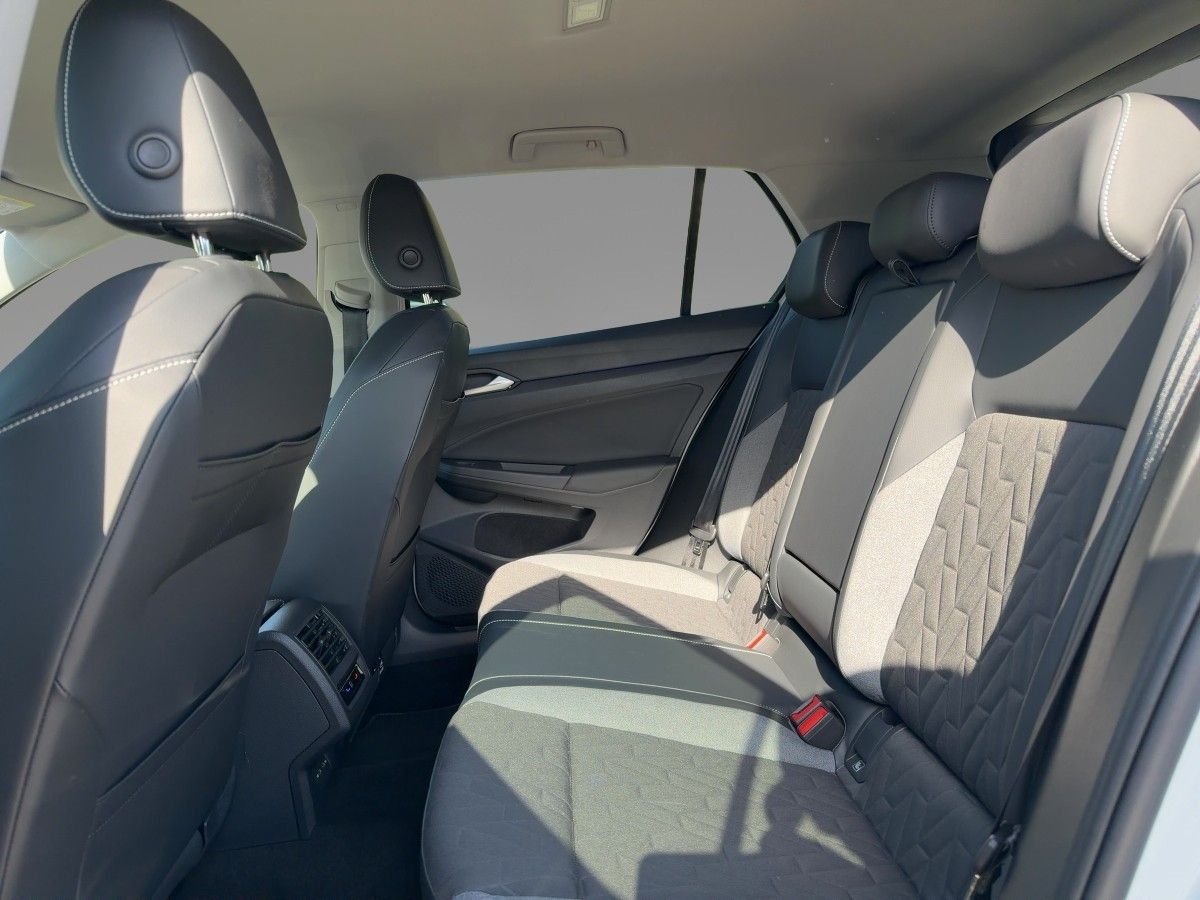Volkswagen Golf - Bild 9