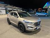 Hyundai Tucson Diesel, 2.0 CRDi 4x4 - Hyundai TUCSON: Hyunda