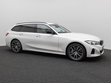 BMW 330 - 4