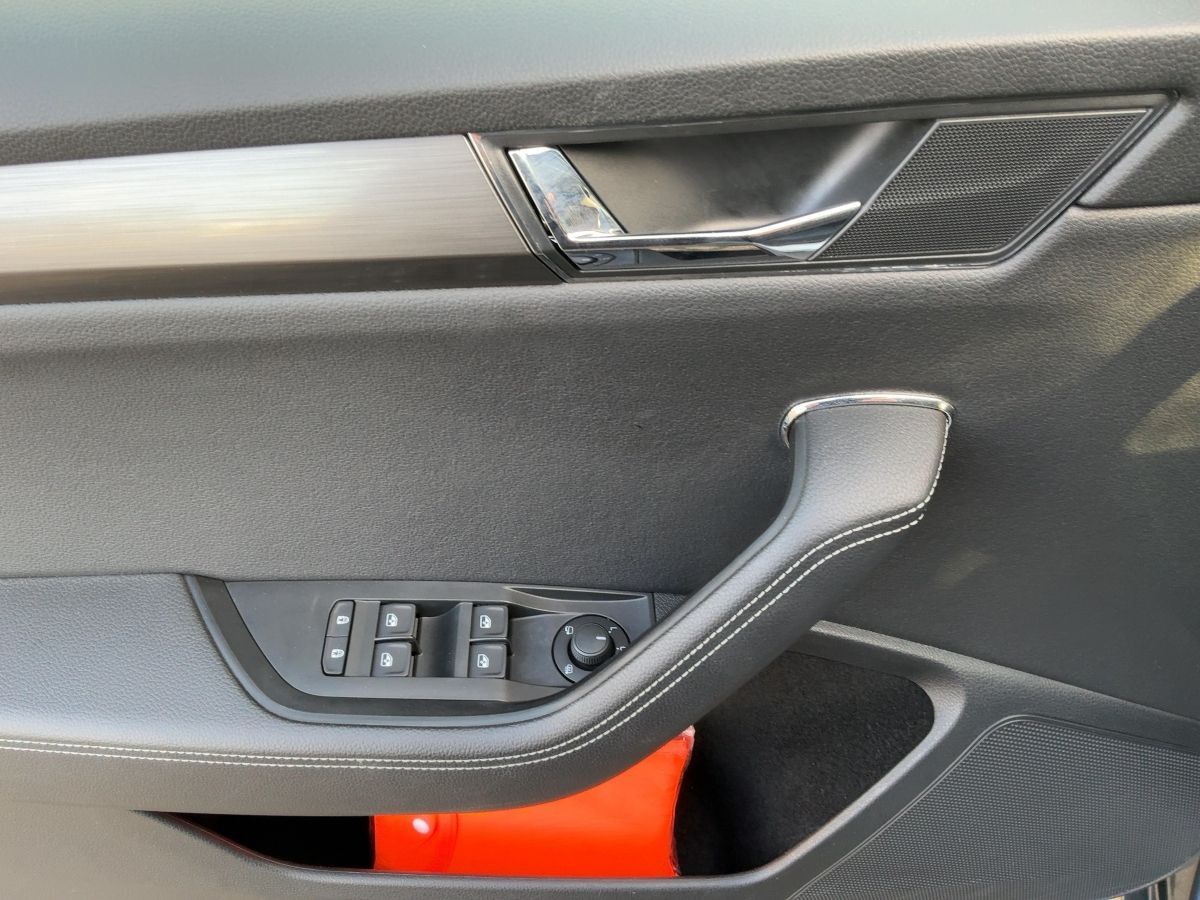 Skoda Superb - Bild 16