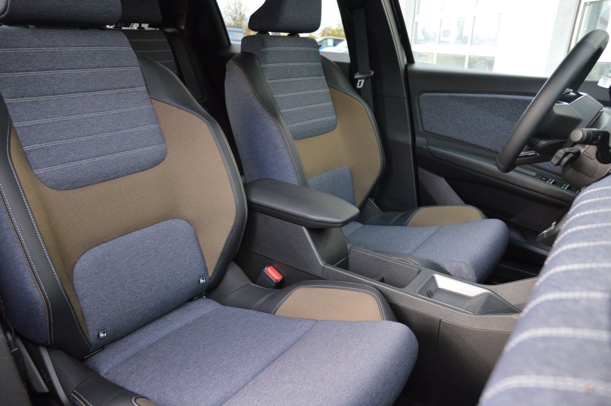 Fahrzeugabbildung Renault 5 E-Tech Electric   120 Urban Range Techno Winte