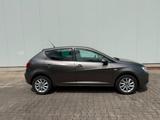 Seat Ibiza Lim. Style Salsa - Seat Ibiza mit Benzin-Antrieb: Limousine, Salsa