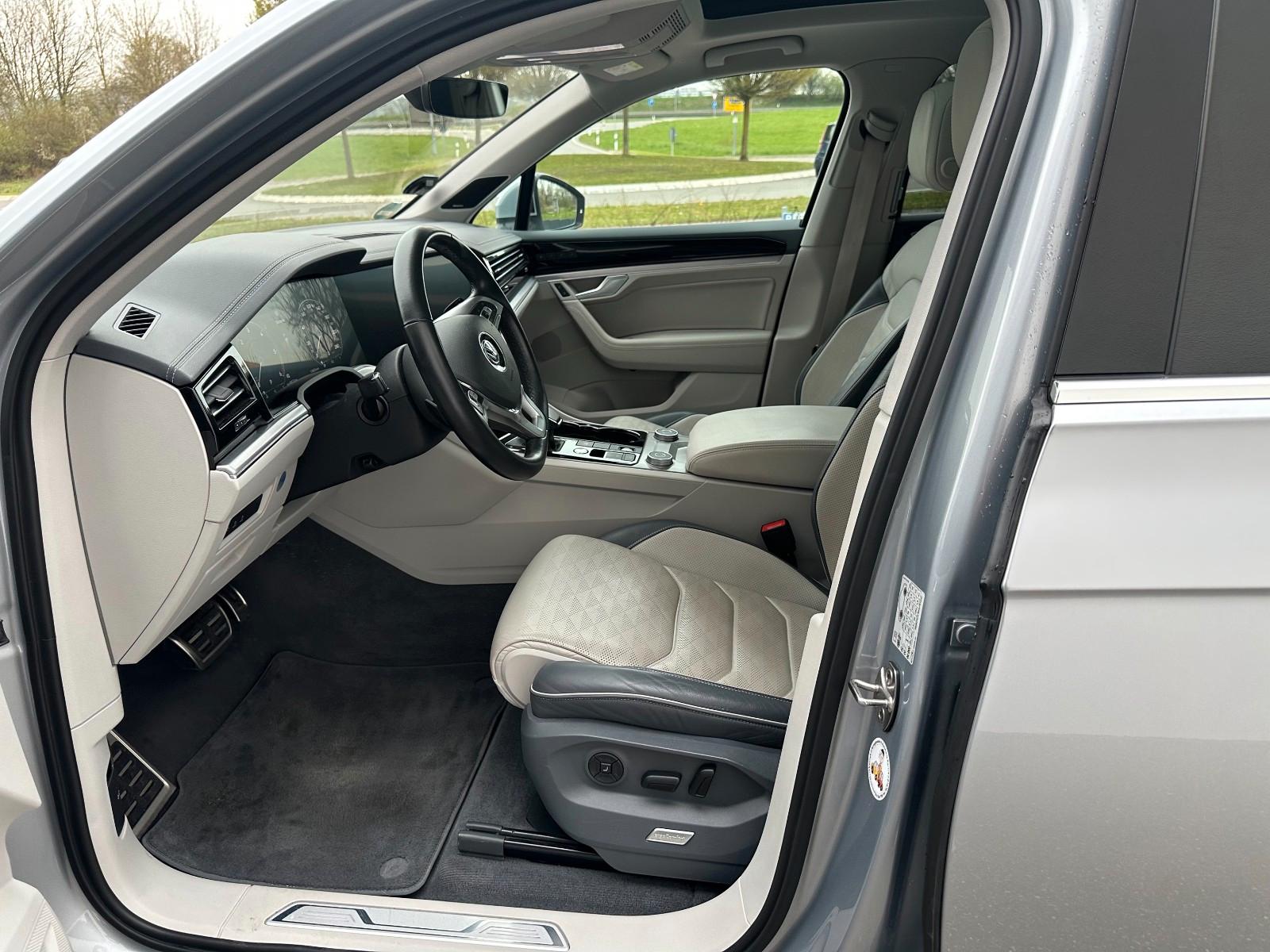 Volkswagen Touareg 4.0 V8 TDI SCR 310kW 4MOTION Tiptronic -