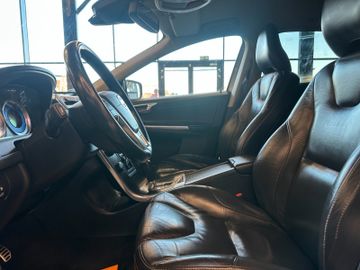 Volvo XC 60 R-Design AWD