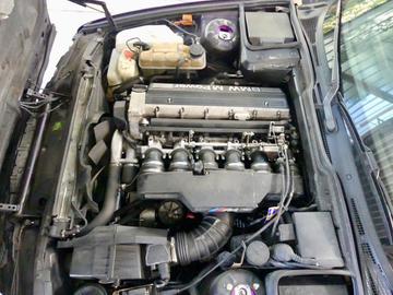 صورة 8 لـ 1992 BMW M5
