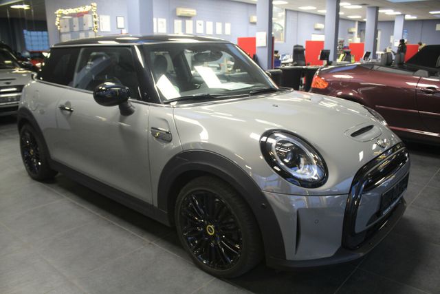 MINI Cooper SE - Leder - Panorama - Navi - Kamera -