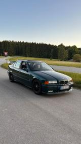 BMW e36 316i Limousine tüv 02/2028 Mpaket - BMW 316 aus 1994: 316i