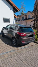 Hyundai ix35 1.6 GDI FIFA World Cup EDITION Gold 2WD... - Hyundai ix35: Fifa World Cup Edition