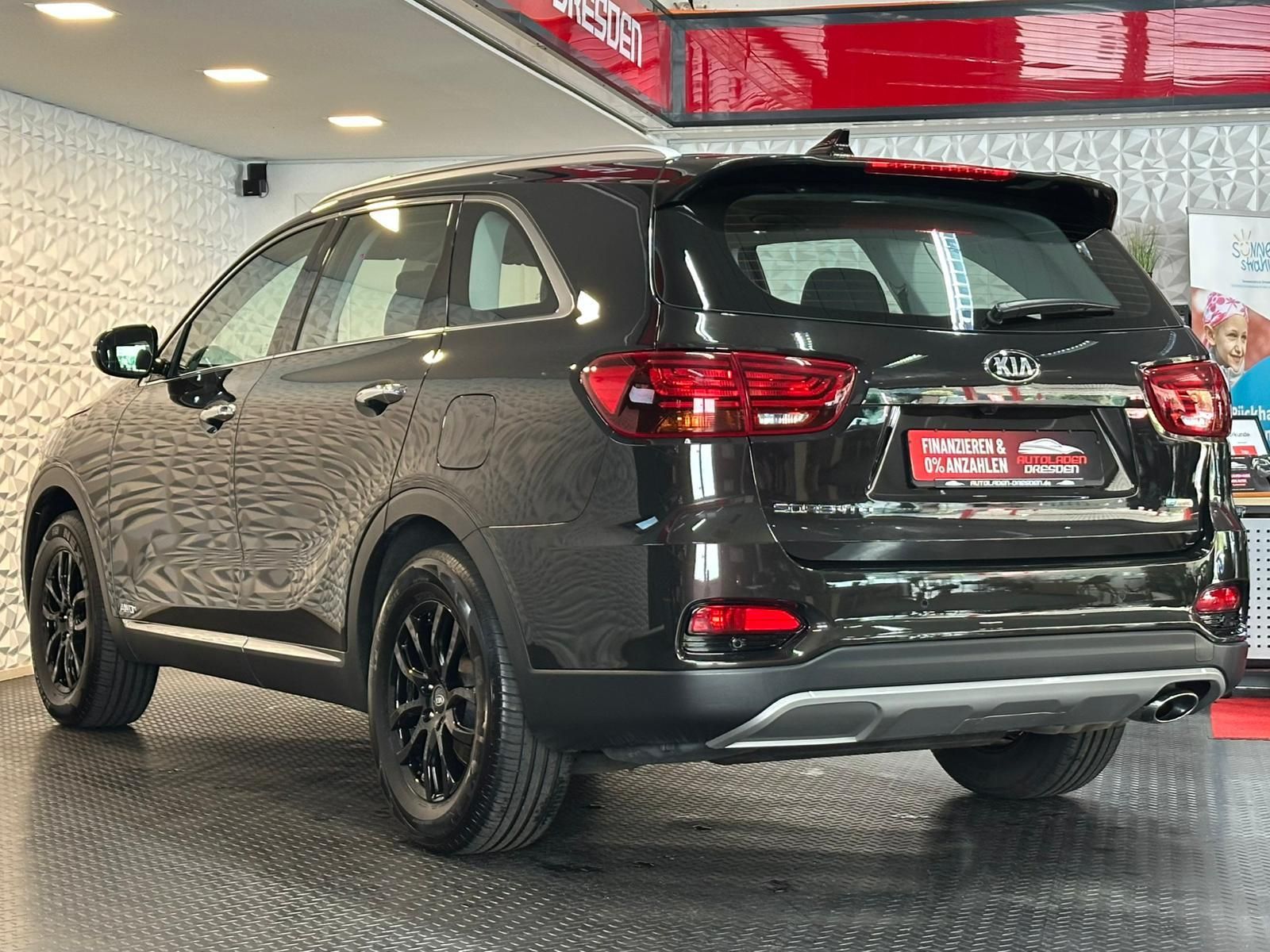 KIA Sorento 2.2CRDi VISION 4WD *AHK#TEMPO#CAM#DAB#LH - Image 5