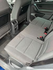 Volkswagen Golf - 7