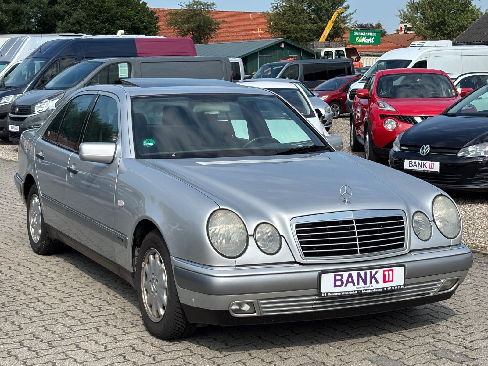 Mercedes Mercedes-Benz E 230 ELEGANCE AUTOMATIK KLIMA S-DAC