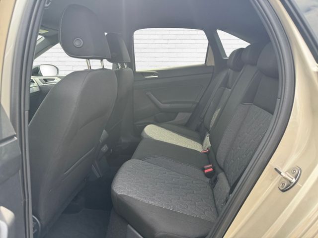 Fahrzeugabbildung Volkswagen Taigo MOVE 1.0 l TSI OPF 116 PS DSG