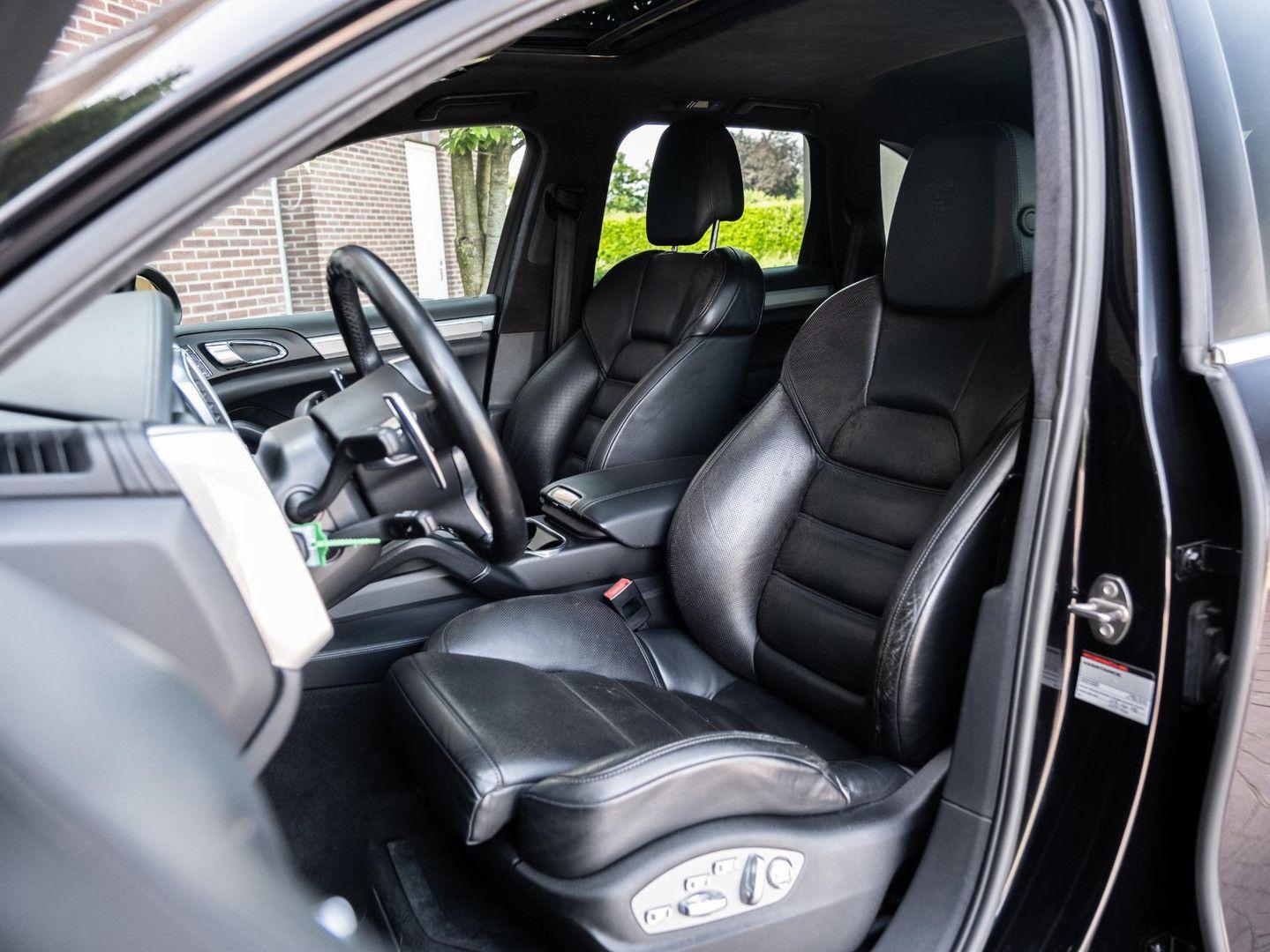 Porsche Cayenne 4.8 Turbo | Vollleder | Youngtimer | Sch