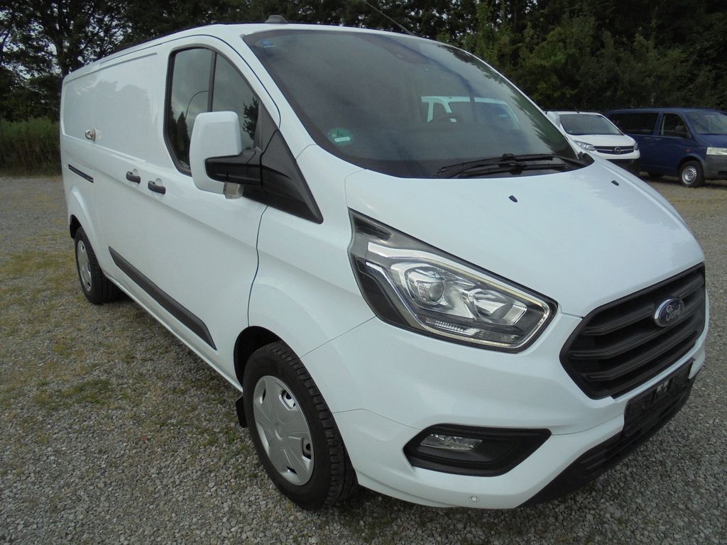 Image of Ford Transit Custom