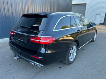 Mercedes E 220 - 7