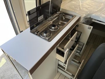 Westfalia Columbus 640 E 140 PS 8G ATG Solar Premium LED