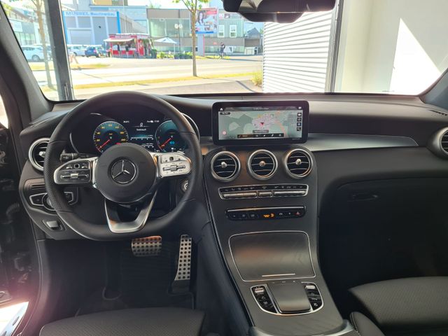 Fahrzeugabbildung Mercedes-Benz GLC 300 de 4M AMG Line/Night/360°/AHK/Burmester