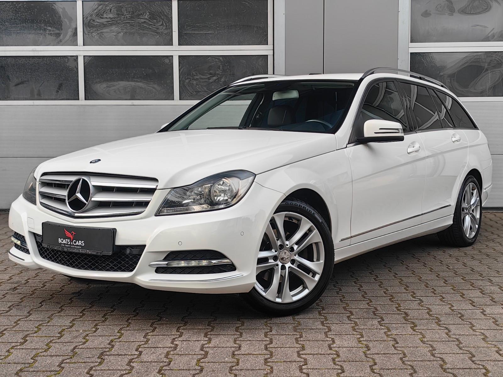 Mercedes-Benz C180 CGI 7G AUTOMATIK|NAVI|LEDER|AAHK|PDC|SHZ