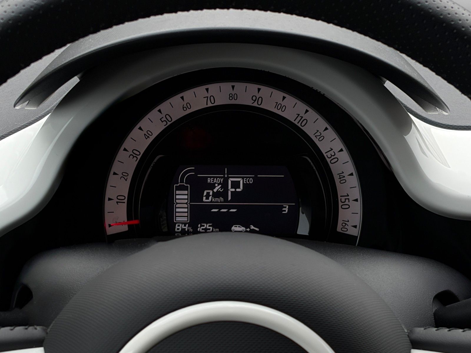 Fahrzeugabbildung Renault Twingo Vibes Electric Tempomat Carplay CAM SHZ