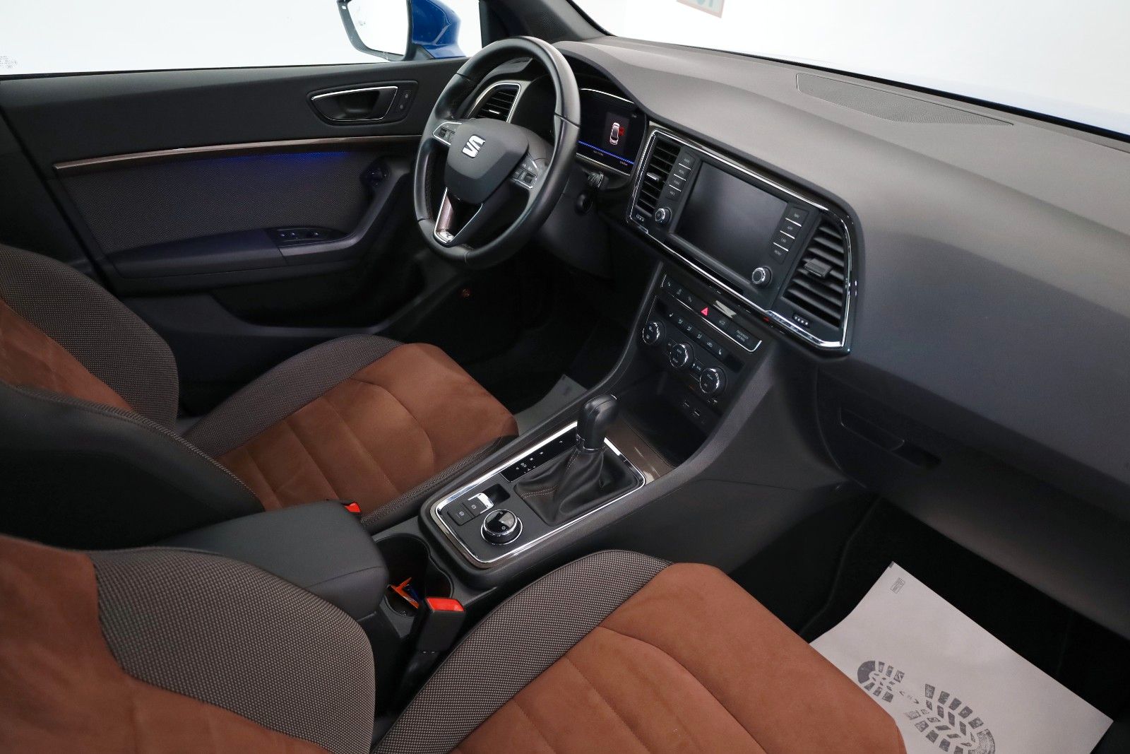 Fahrzeugabbildung SEAT Ateca Xcellence T.Leder,Navi,LED,SH,ACC,SR+WR