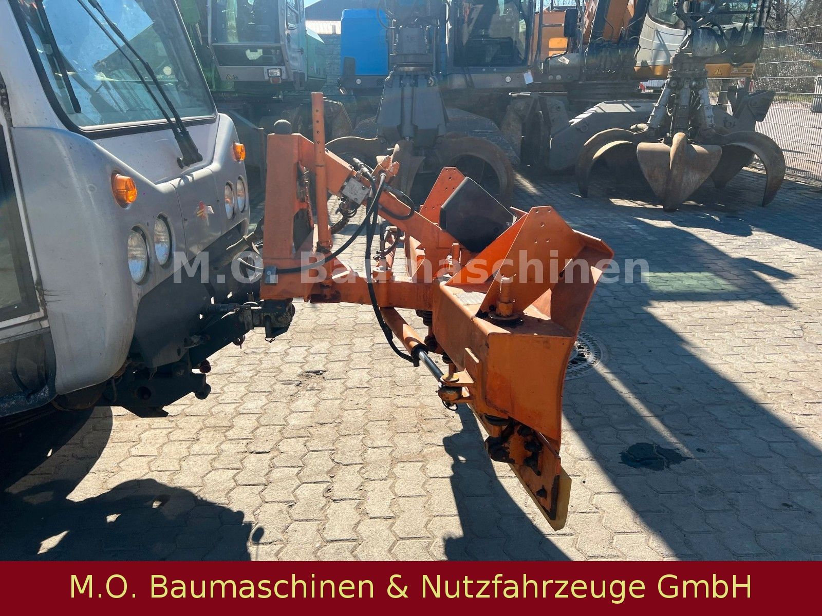 Fahrzeugabbildung Andere Bokimobil Hy 1251 / Salzstreuer+ Schild/