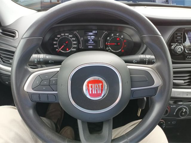 Fiat Tipo Pop 1.4 16V LM-FELGEN KLIMA  AHK PARKTRONIK