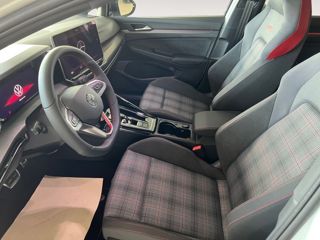 Fahrzeugabbildung Volkswagen Golf 2.0 TSI ODA, DB/CD, CDV, CG, CGV)PF DSG GTI