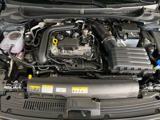 Polo R-Line 1.0 TSI KAMERA+ACC+SHZ