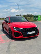 Audi RS3 2.5 TFSI S tronic quattro Sportback - - Audi RS3 mit Benzin-Antrieb: Kombi, 2.5