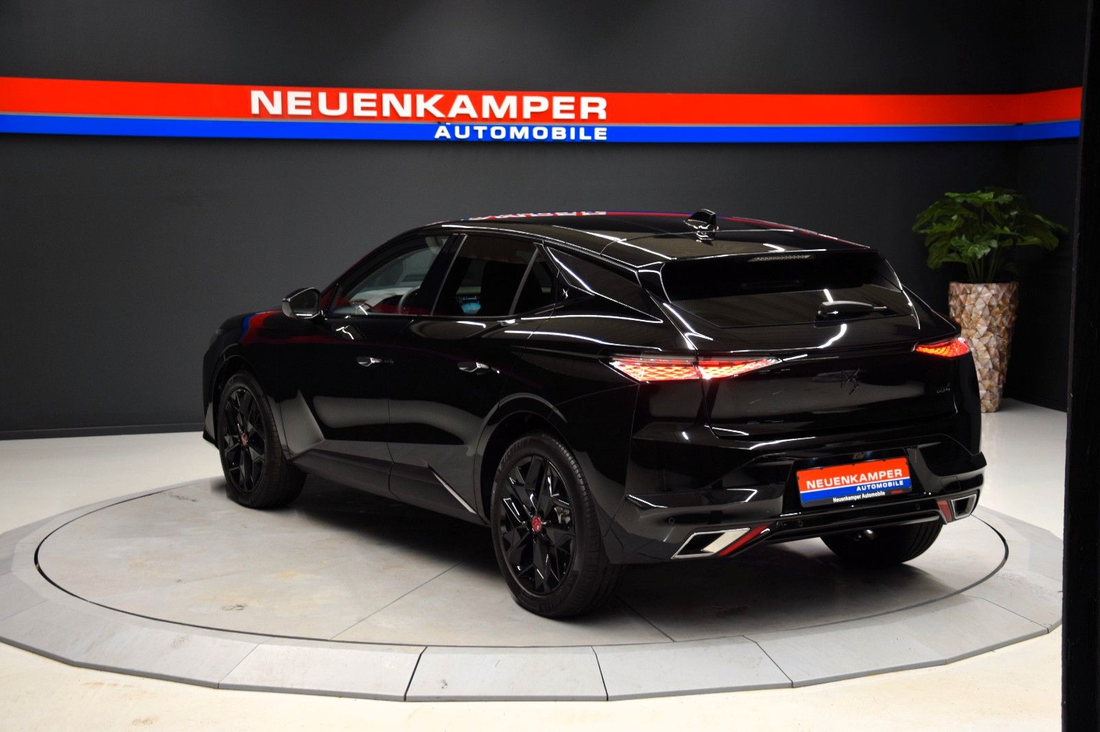 Fahrzeugabbildung DS Automobiles DS4 Performance Line Pure Tech 130 HuD Memory